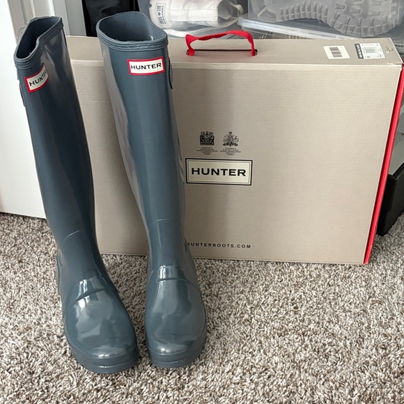 Hunter Tall Gloss Boots - Picture 1 of 4